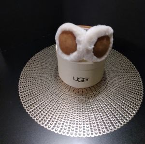 Ugg earmuffs